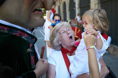 Salida de los gigantes y cabezudos de Pamplona, 10 de julio de San Fermín 2018