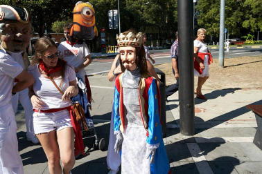 Salida de los gigantes y cabezudos de Pamplona, 10 de julio de San Fermín 2018