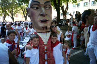Salida de los gigantes y cabezudos de Pamplona, 10 de julio de San Fermín 2018