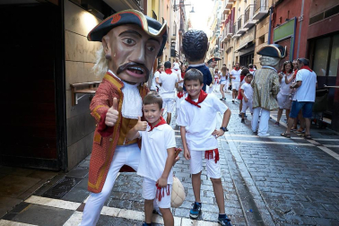 Salida de los gigantes y cabezudos de Pamplona, 10 de julio de San Fermín 2018