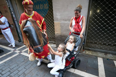 Salida de los gigantes y cabezudos de Pamplona, 10 de julio de San Fermín 2018