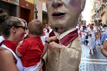 Salida de los gigantes y cabezudos de Pamplona, 10 de julio de San Fermín 2018