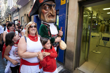 Salida de los gigantes y cabezudos de Pamplona, 10 de julio de San Fermín 2018