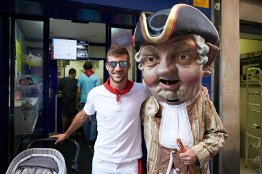 Salida de los gigantes y cabezudos de Pamplona, 10 de julio de San Fermín 2018