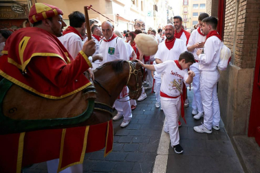 Salida de los gigantes y cabezudos de Pamplona, 10 de julio de San Fermín 2018