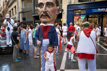 Salida de los gigantes y cabezudos de Pamplona, 10 de julio de San Fermín 2018