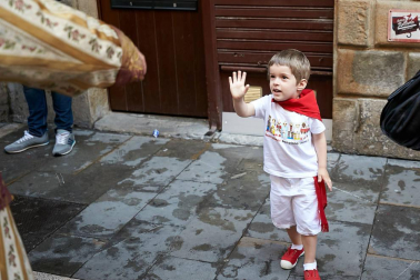 Salida de los gigantes y cabezudos de Pamplona, 10 de julio de San Fermín 2018