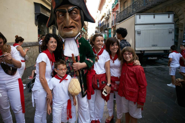 Salida de los gigantes y cabezudos de Pamplona, 10 de julio de San Fermín 2018