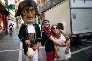 Salida de los gigantes y cabezudos de Pamplona, 10 de julio de San Fermín 2018