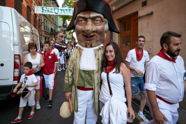 Salida de los gigantes y cabezudos de Pamplona, 10 de julio de San Fermín 2018
