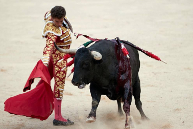 Faena de los toros de la ganadería de Núñez del Cuvillo para los diestros Antonio Ferrera, Roca Rey y Ginés Marín