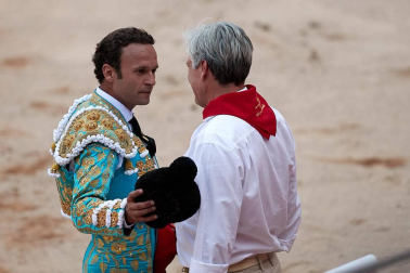 Faena de los toros de la ganadería de Núñez del Cuvillo para los diestros Antonio Ferrera, Roca Rey y Ginés Marín