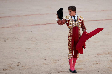 Faena de los toros de la ganadería de Núñez del Cuvillo para los diestros Antonio Ferrera, Roca Rey y Ginés Marín