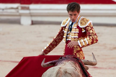 Faena de los toros de la ganadería de Núñez del Cuvillo para los diestros Antonio Ferrera, Roca Rey y Ginés Marín