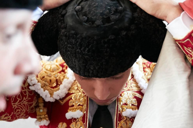 Faena de los toros de la ganadería de Núñez del Cuvillo para los diestros Antonio Ferrera, Roca Rey y Ginés Marín