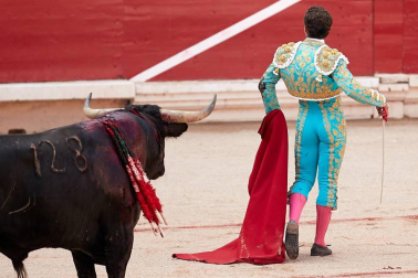 Faena de los toros de la ganadería de Núñez del Cuvillo para los diestros Antonio Ferrera, Roca Rey y Ginés Marín