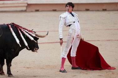 Faena de los toros de la ganadería de Núñez del Cuvillo para los diestros Antonio Ferrera, Roca Rey y Ginés Marín