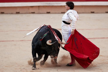 Faena de los toros de la ganadería de Núñez del Cuvillo para los diestros Antonio Ferrera, Roca Rey y Ginés Marín