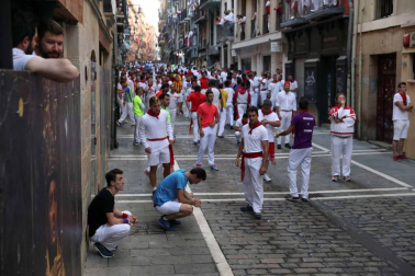 Imágenes del quinto encierro de los sanfermines, con toros de la ganadería Núñez del Cuvillo
