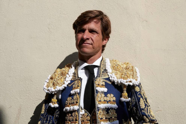 Faena de los toros de la ganadería de Victoriano del Río Cortés para los diestros Pepín Liria, Julián López 'El Juli' y Ginés Marín
