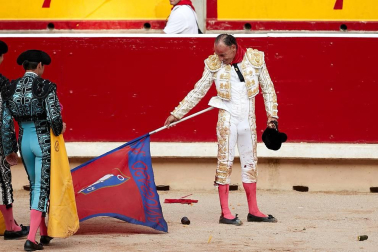 Faena de los toros de la ganadería de Victoriano del Río Cortés para los diestros Pepín Liria, Julián López 'El Juli' y Ginés Marín