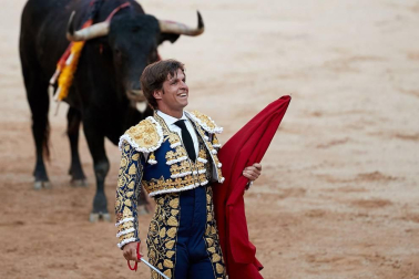 Faena de los toros de la ganadería de Victoriano del Río Cortés para los diestros Pepín Liria, Julián López 'El Juli' y Ginés Marín
