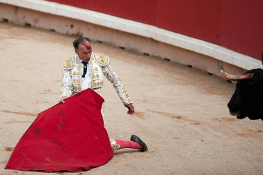 Faena de los toros de la ganadería de Victoriano del Río Cortés para los diestros Pepín Liria, Julián López 'El Juli' y Ginés Marín