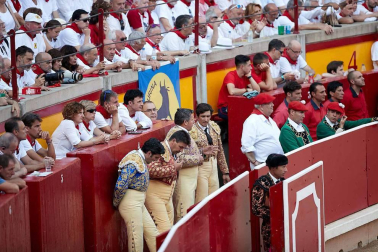 Público asistente a la Plaza de Toros de Pamplona durante la cuarta corrida de la Feria del Toro 2018.