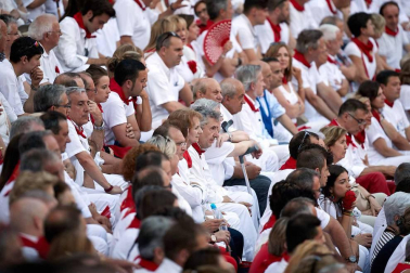 Público asistente a la Plaza de Toros de Pamplona durante la cuarta corrida de la Feria del Toro 2018.