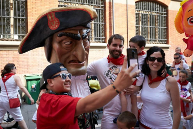 Salida de los gigantes y cabezudos de Pamplona, 12 de julio de San Fermín 2018