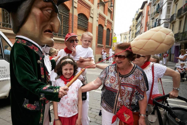 Salida de los gigantes y cabezudos de Pamplona, 12 de julio de San Fermín 2018