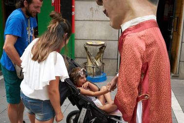 Salida de los gigantes y cabezudos de Pamplona, 12 de julio de San Fermín 2018