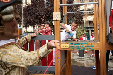 Salida de los gigantes y cabezudos de Pamplona, 12 de julio de San Fermín 2018