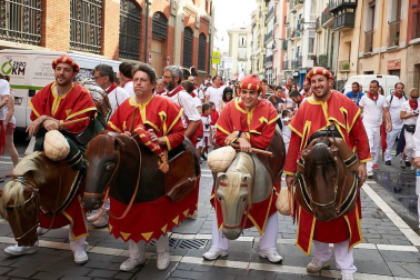 Salida de los gigantes y cabezudos de Pamplona, 12 de julio de San Fermín 2018