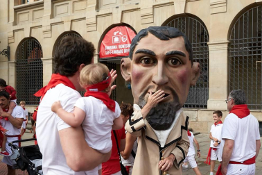Salida de los gigantes y cabezudos de Pamplona, 12 de julio de San Fermín 2018