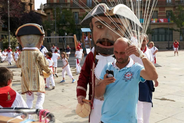 Salida de los gigantes y cabezudos de Pamplona, 12 de julio de San Fermín 2018