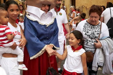 Salida de los gigantes y cabezudos de Pamplona, 12 de julio de San Fermín 2018