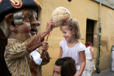 Salida de los gigantes y cabezudos de Pamplona, 12 de julio de San Fermín 2018
