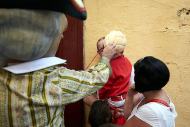 Salida de los gigantes y cabezudos de Pamplona, 12 de julio de San Fermín 2018