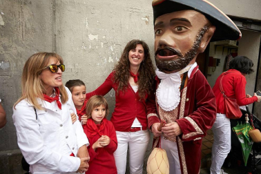 Salida de los gigantes y cabezudos de Pamplona, 12 de julio de San Fermín 2018