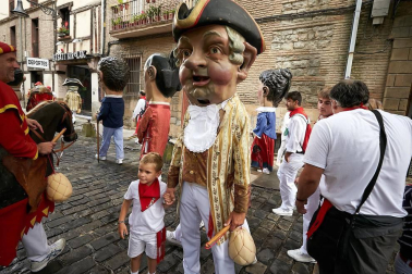Salida de los gigantes y cabezudos de Pamplona, 12 de julio de San Fermín 2018