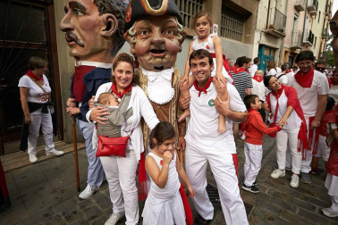 Salida de los gigantes y cabezudos de Pamplona, 12 de julio de San Fermín 2018