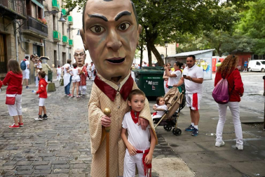 Salida de los gigantes y cabezudos de Pamplona, 12 de julio de San Fermín 2018