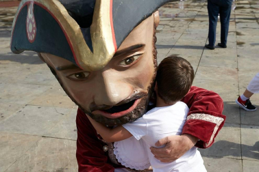 Salida de los gigantes y cabezudos de Pamplona, 12 de julio de San Fermín 2018