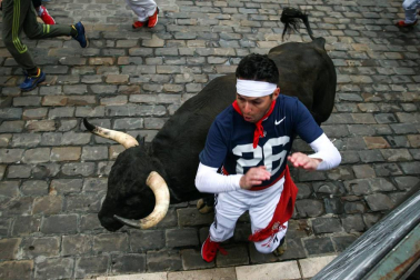 Imágenes del séptimo encierro de los Sanfermines de 2018, con toros de la ganadería Jandilla.