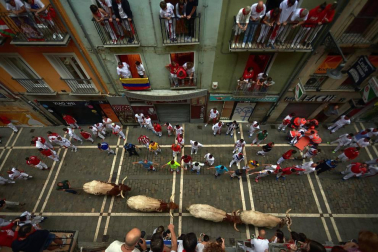 Imágenes del séptimo encierro de los Sanfermines de 2018, con toros de la ganadería Jandilla.