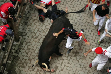 Imágenes del séptimo encierro de los Sanfermines de 2018, con toros de la ganadería Jandilla.