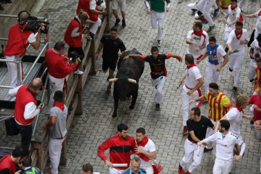 Imágenes del séptimo encierro de los Sanfermines de 2018, con toros de la ganadería Jandilla.