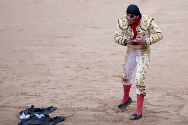 Faena de los toros de la ganadería de Fuente Ymbro para los diestros Juan José Padilla, Roca Rey y Cayetano