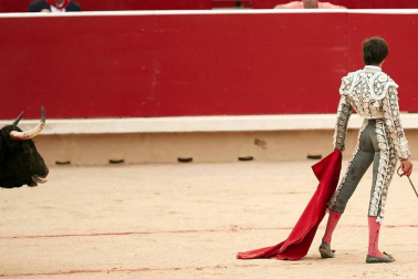 Faena de los toros de la ganadería de Fuente Ymbro para los diestros Juan José Padilla, Roca Rey y Cayetano
